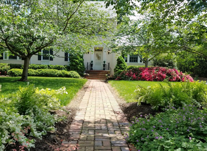  : Spring : Richmond VA Landscape Designer: Gardens by Monit, LLC: Monit Rosendale landscape designer Richmond and Charlottesville Virginia and Fredericksburg Virginia and Williamsburg Virginia