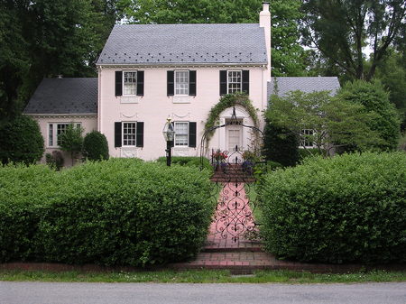 Before : Before/After : Richmond VA Landscape Designer: Gardens by Monit, LLC: Monit Rosendale landscape designer Richmond and Charlottesville Virginia and Fredericksburg Virginia and Williamsburg Virginia