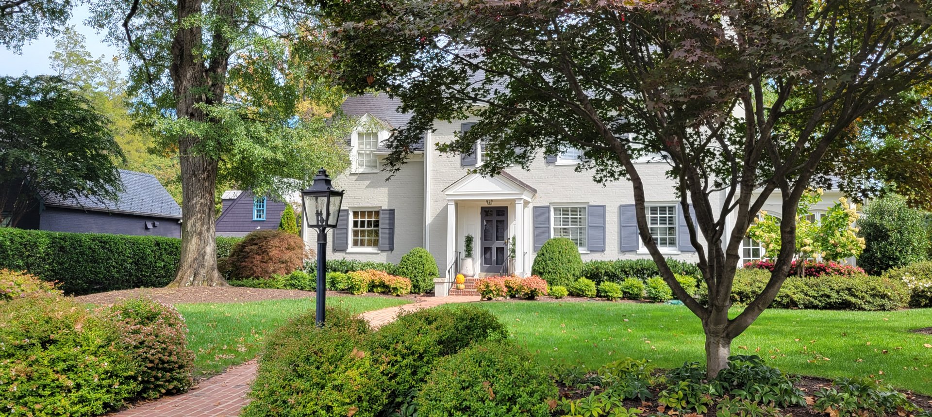 : Autumn : Richmond VA Landscape Designer: Gardens by Monit, LLC: Monit Rosendale landscape designer Richmond and Charlottesville Virginia and Fredericksburg Virginia and Williamsburg Virginia