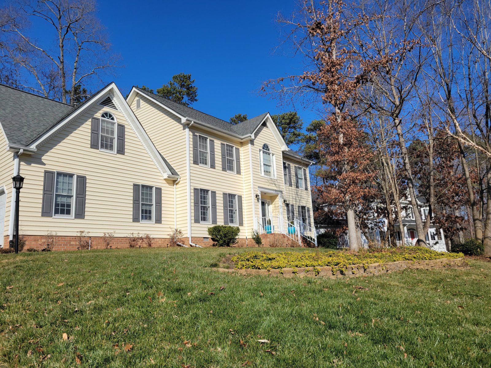 Before : Before/After : Richmond VA Landscape Designer: Gardens by Monit, LLC: Monit Rosendale landscape designer Richmond and Charlottesville Virginia and Fredericksburg Virginia and Williamsburg Virginia