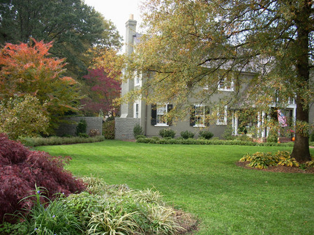 Beautiful border plantings still  allow for play areas. : Autumn : Richmond VA Landscape Designer: Gardens by Monit, LLC: Monit Rosendale landscape designer Richmond and Charlottesville Virginia and Fredericksburg Virginia and Williamsburg Virginia